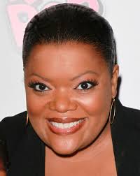 Yvette Nicole Brown - Lollipop Theater Network Screening Of Columbia Pictures&#39; &quot;Arthur Christmas&quot; - Yvette%2BNicole%2BBrown%2BLollipop%2BTheater%2BNetwork%2BEDSdG8So7Zsl