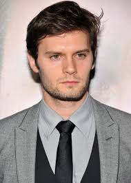 Hugo Becker &quot;The Ides Of March&quot; New York Premiere - Outside Arrivals. Source: Getty Images. &quot;The Ides Of March&quot; New York Premiere - Outside Arrivals - Hugo%2BBecker%2BIdes%2BMarch%2BNew%2BYork%2BPremiere%2BOutside%2BDWV3NYZI8INl