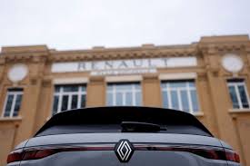 Renault sales up 7.6% thanks to higher prices but forex weighs By Reuters
