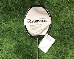 Hình ảnh về Thân vợt cứng của vợt cầu lông Redson AT 28