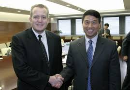 Vice Minister Yi Xiaozhun Met Cyrill Eltschinger, CEO of I.T. UNITED - 1169434860517