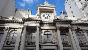 <b>Banco central</b> da Argentina eleva taxa de juros para 60% ao ano