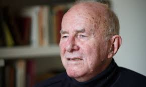 &quot;I&#39;m told that I&#39;m looking quite shiny,&quot; says Clive James, putting his best face on things with a vintage display of Anglo-Australian stoicism. - Clive-James-008