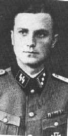 20.10.1916 v Prienbachu am Inn narozený Karl Auer obdržel v řadách 4. SS Polizei-Panzergrenadier-Division Rytířský kříž, když divize ustupovala v srpnu 1944 ... - karl_auer2