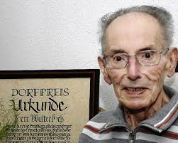 Heute feiert Zimmerermeister <b>Walter Hess</b> seinen 85. Geburtstag. - 20942993