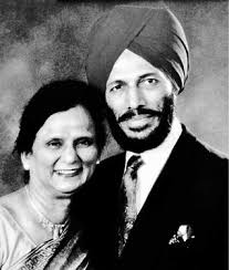 Legendary athlete Milkha Singh&#39;s wife Nirmal Kaur and his U.S.-based daughter have joined the Aam Aadmi Party, but the &#39;Flying Sikh&#39; himself wants to stay ... - 11in_thsas_AAP-_12_1717951e