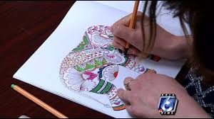 「Adults turn to colouring books fight stress」的圖片搜尋結果