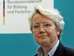 Spiegel Online: Annette Schavan: Ein richtiger Rücktritt – leider &quot;Die Zitierfehler in ihrer Arbeit wären verzeihlich, wenn sie, sagen wir, Umweltministerin ... - 69001398