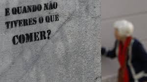 Resultado de imagem para pobreza em portugal