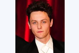 Outnumbered star Tyger Drew-Honey has interviewed his parents - adult film maker Ben Dover and former glamour model Linzi Drew - for a new documentary about ... - 1396521874-470