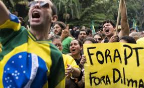 Resultado de imagem para manifestações no brasil contra dilma