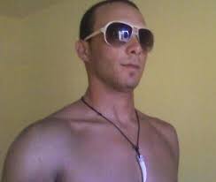 Mohamed Oueslati updated his profile picture: - NRILNGhXIwI