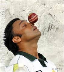 More shoaib akhtar Pictures