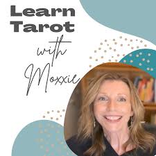 Learn Tarot with Moxxie