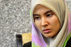 Bloggers have asked Nurul Izzah to explain why she prefers one firm over another in her criticism of the KLIA2 Air Traffic Control system tender award. - IMG_44714.storyimage