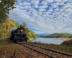 Great Smoky Mountains Railway, Đông Tennessee