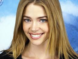 Foto Denise Richards Wild Things. Is this Denise Richards the Actor? Share your thoughts on this image? - foto-denise-richards-wild-things-162998462