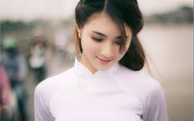 Những miền gái đẹp nổi tiếng nhất Việt Nam Nếu những cô gái đẹp Hà thành làm mê đắm lòng người bởi vẻ dịu dàng, nền nã, “gái xứ Tuyên” khiến người ta ngẩn ... - gai-dep-4550b