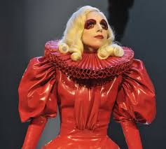 Recopilació vestits de la Gaga Images?q=tbn:ANd9GcQh5Lt4bswHmspCEmShDACVIqf8xNG79yhlRfA7zGpvmyUZRW0bOA