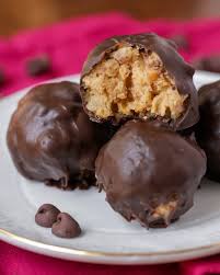 EASY Peanut Butter Balls {with Rice Krispies} | Lil' Luna