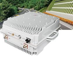 Outdoor mobile signal booster