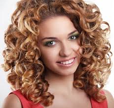 Imagini pentru haircuts for curly hair