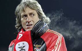 Nippy: Jorge Jesus, Benfica&#39;s coach is feeling the cold in St Petersburg. Picture: REUTERS - Jorge-Jesus_2140210i
