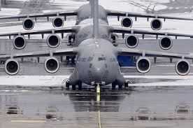 Boeing C-17 Globemaster III  (avión de transporte militar pesado de largo alcance USA ) - Página 2 Images?q=tbn:ANd9GcQsb7Dr7R-jOf_DqNlkEn0k0THJ8xqEE7lVKfnPN8WOlXCmGMCCSA