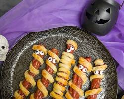 Halloween snakeshaped sausages