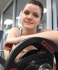 MISS MUSCLE: Pushing tin is all in a day&#39;s work for powerlifter Siobhan Bond. - 8901809
