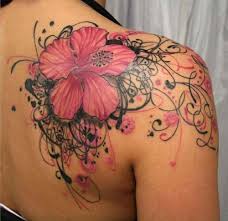 Resultado de imagem para tatuagem feminina