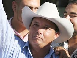 José Treviño Morales, hermano del líder de la organización criminal mexicana conocida como &quot;Los Zetas&quot;, Miguel Ángel Treviño, fue sentenciado hoy en una ... - hermanoz4005092013_p