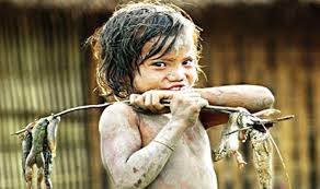 Image result for hình trẻ em nghèo đói viet nam