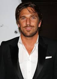 Henrik Lundqvist walks the red carpet during Burberry Day at The New York Palace Hotel on May 28, 2009 in New York City. (Photo by Andrew H. Walker/Getty ... - Burberry%2BLights%2BUp%2BNYC%2BSkyline%2BFirst%2BTime%2Bn0OytGzyAbAl