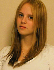 Beskrivning: Mitt namn är Emelie Lund, jag är född &amp; uppvuxen i den lilla ... - 128774