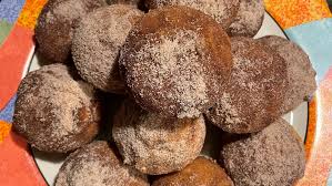 Sunday Brunch: Cinnamon Spiced Almond Donut | WJAR