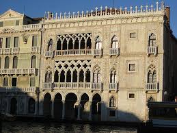 Палаццо в Венеции - достопримечательности Венеции, путеводитель по Венеции. Самые красивые венецианские палаццо - фото, история, описания. Что посмотреть в Венеции, Венеция, Венеция Италия, путеводитель по Венеции скачать бесплатно