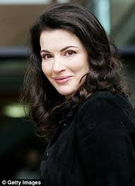 Nigella Lawson tells of when her mother Vanessa Salmon thought she was autistic | Mail Online - article-2284931-07AEF739000005DC-760_306x423