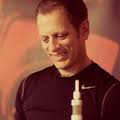 Dave Weckl. Dave Weckl. I get the Oaks a lot on the road and I like ´em!