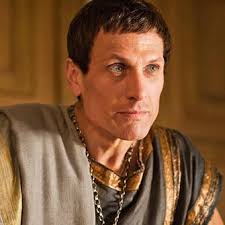 Hoping to kill the morale of the Roman army, Spartacus devises a plan to decisively strike the Roman commanders. Away in Rome, Marcus Crassus is beckoned to ... - 0301