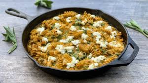 Butternut squash and baby kale rotini | The GoodLife Fitness Blog