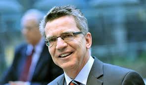 Der bisherige Bundesinnenminister Thomas de Maizière (57) wird neuer <b>...</b> - thomas-de-maiziere
