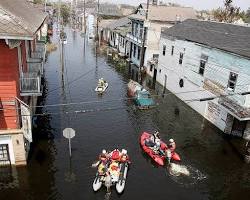 Gambar New Orleans during hurricane season