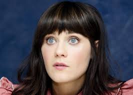 Zooey Deschanel 07-07-2009Zooey Deschanel 2009-07-07. Have you ever seen someone who looks more happily confused about their place in life? Me either. - zooey_deschanel_81-1