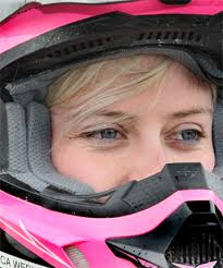 Havelock North&#39;s Jessica Wedlake is one of the few female competitors at this year&#39;s Burt Munro Challenge, but she isn&#39;t fazed and is already teaching ... - 4391335
