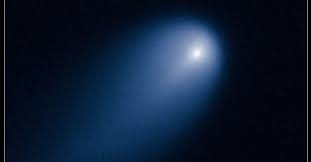 Resultado de imagem para foto do cometa do dia 25