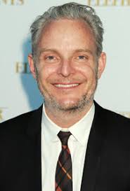 ... for a new director for the sequel to The Hunger Games ever since Gary Ross dropped out, and now Lionsgate has found a replacement. Francis Lawrence will ... - 30024f33c48be8bc_francis-lawrence.xxxlarge_1