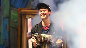 Teen Fortnite champ who won $3 million practices 6 hours a day