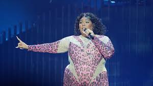 Lizzo Contemplates Quitting her Career Due to Online Fat Shaming