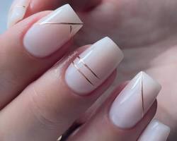Geometric nail art